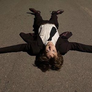 Meet your Posher, Maxwell